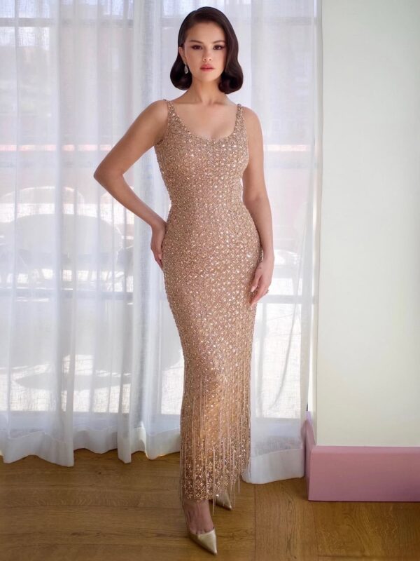 https://www.instagram.com/oscardelarenta/