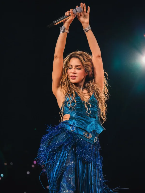 https://www.instagram.com/shakira/