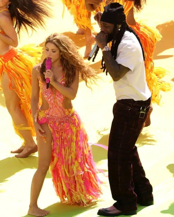 https://www.instagram.com/shakira/