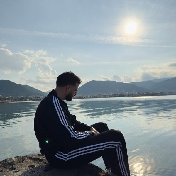 https://www.instagram.com/sidarta157/
