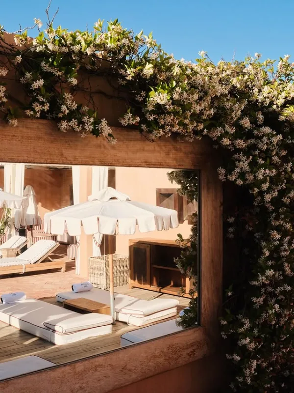 https://www.instagram.com/themargihotel/