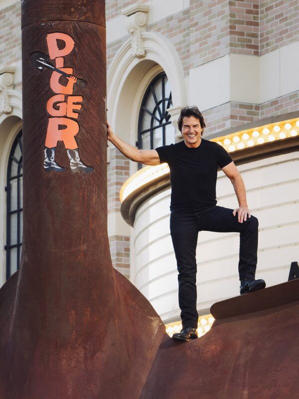 https://www.instagram.com/tomcruise/