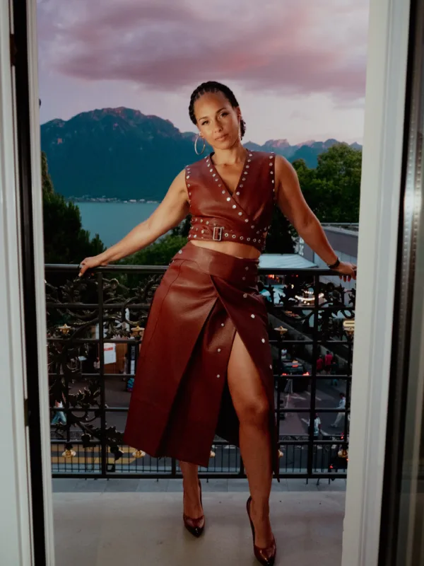 https://www.instagram.com/aliciakeys/