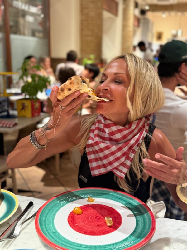 https://www.instagram.com/annavissiofficial/