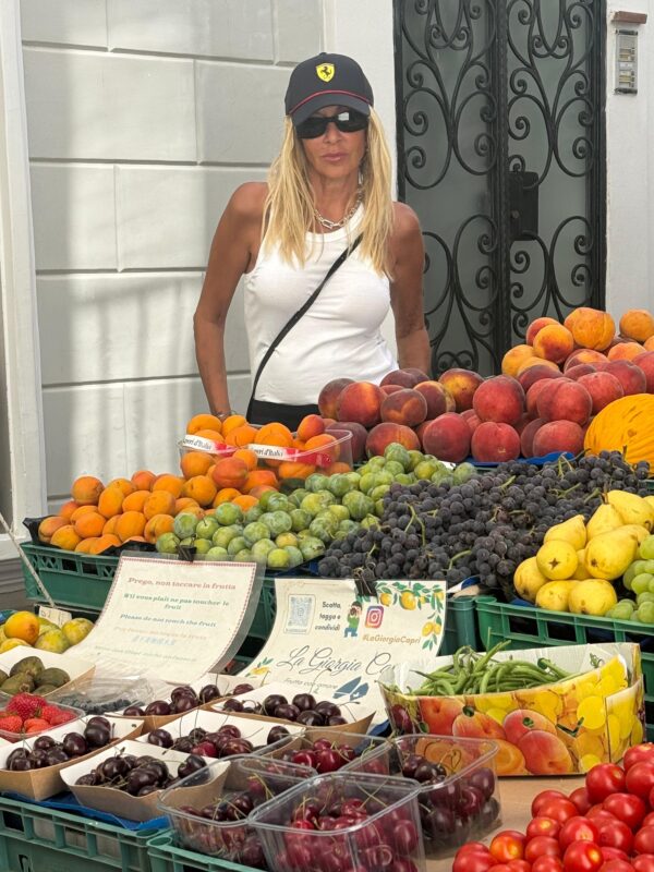 https://www.instagram.com/annavissiofficial/