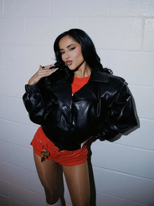 https://www.instagram.com/iambeckyg/