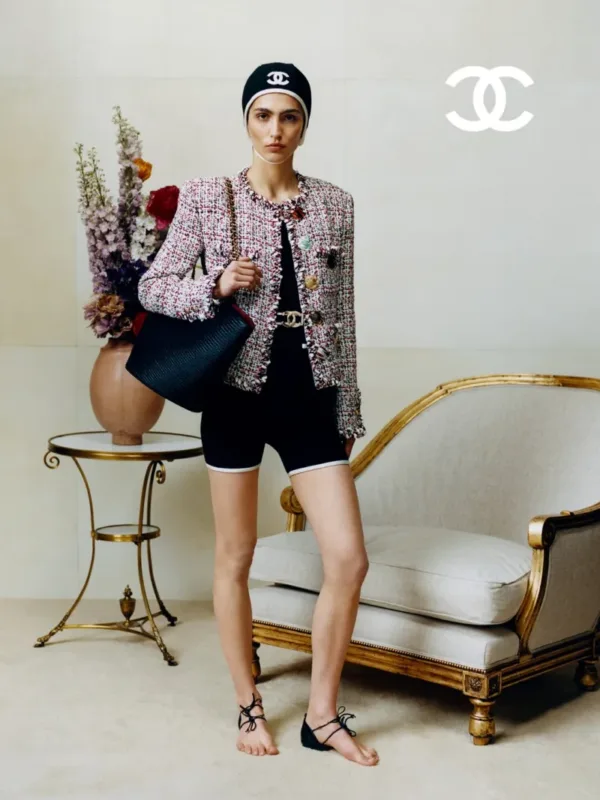 https://www.instagram.com/chanelofficial/