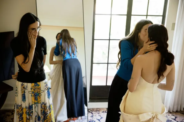https://www.instagram.com/demimoore/
