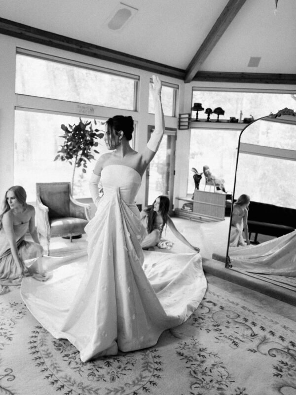 https://www.instagram.com/demimoore/