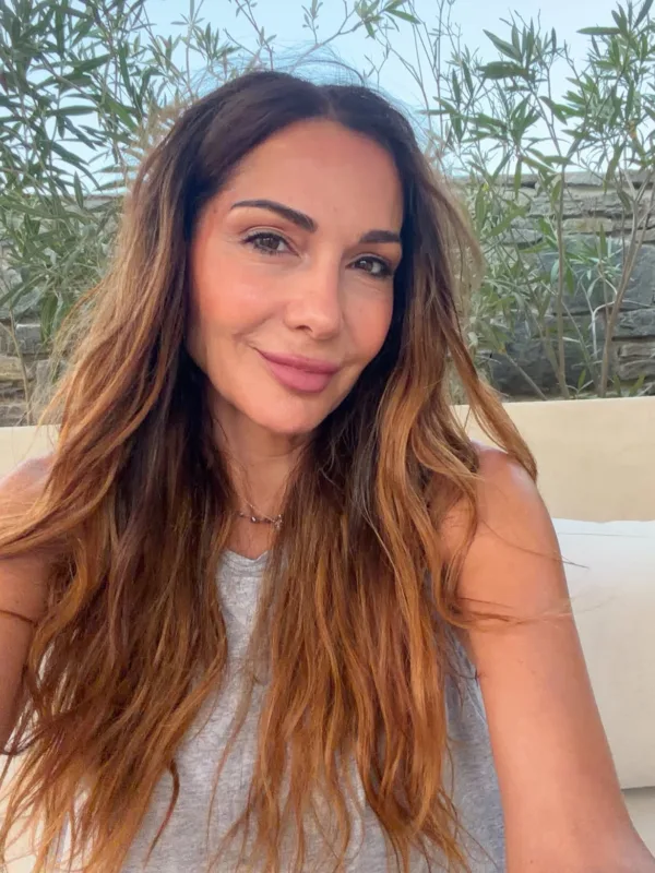https://www.instagram.com/desp1navandi/