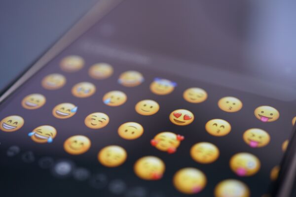 Αυτό είναι το πιο viral emoji για το 2026 σύμφωνα με την Google