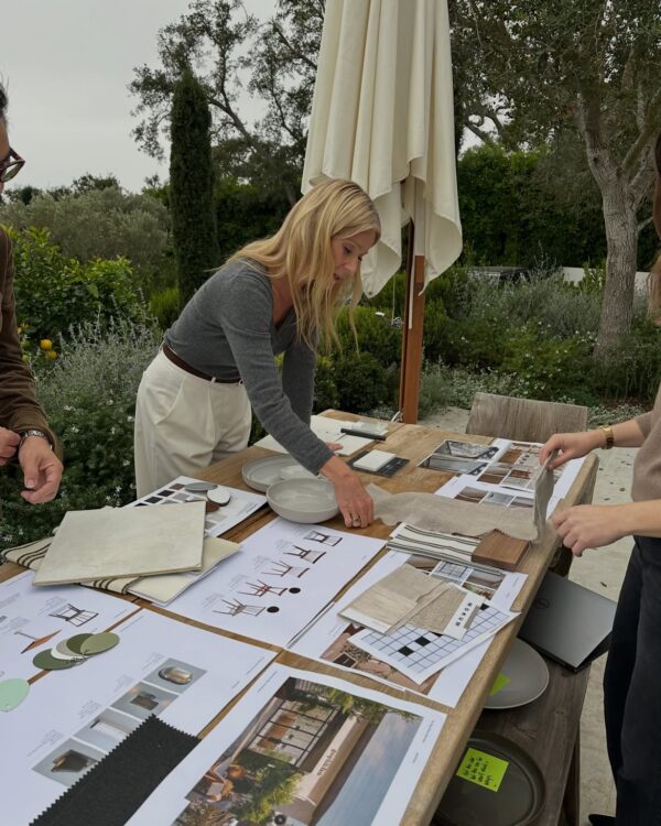 https://www.instagram.com/gwynethpaltrow/