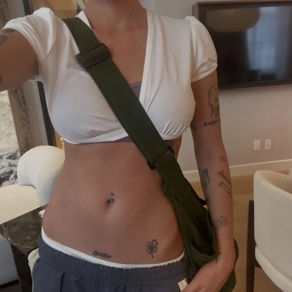 https://www.instagram.com/iamhalsey/