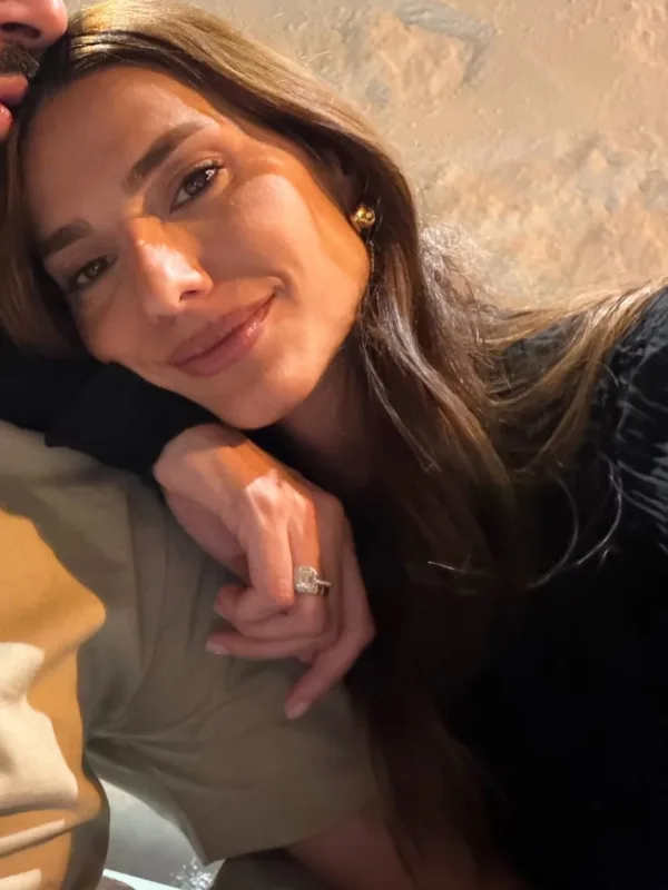 https://www.instagram.com/ilianapapageorgiou/