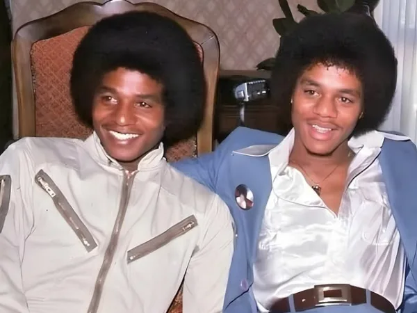 https://www.instagram.com/thejacksons/