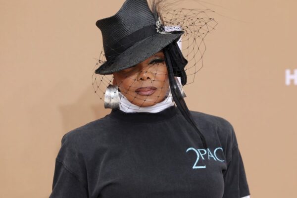 Janet Jackson: Το «Control» γίνεται 40 και έρχεται το concert film που θα σε γυρίσει στα ’80s