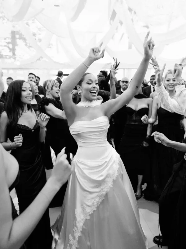 https://www.instagram.com/vogueweddings/