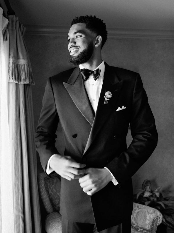 https://www.instagram.com/vogueweddings/