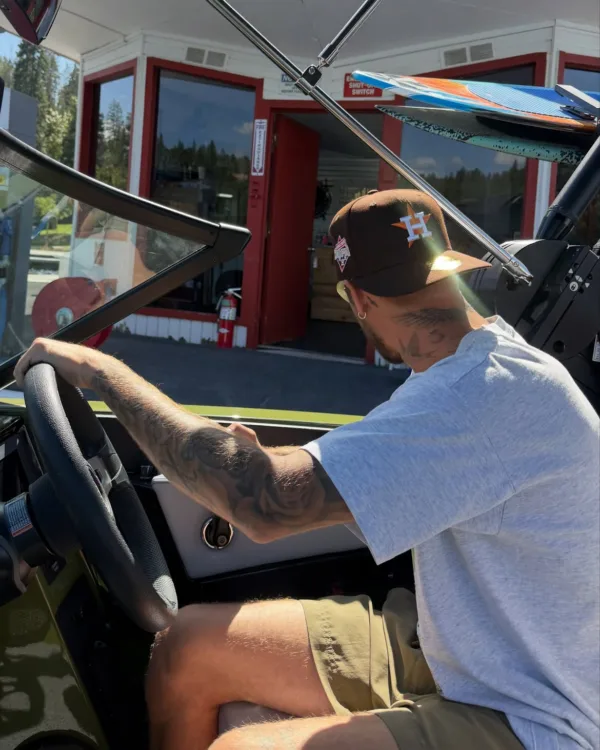 https://www.instagram.com/lilbieber/