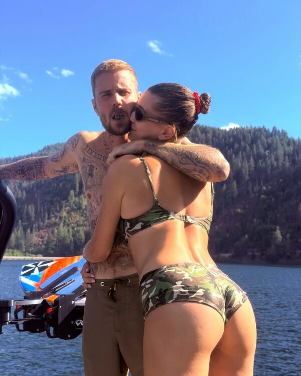 https://www.instagram.com/lilbieber/