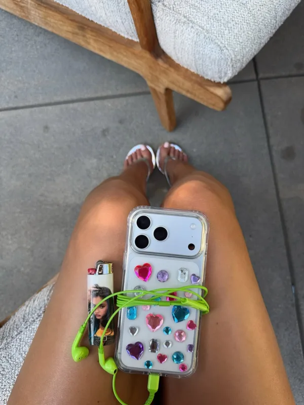https://www.instagram.com/kyliejenner/