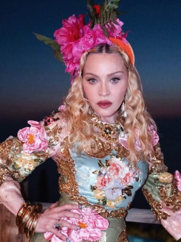 https://www.instagram.com/madonna/