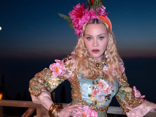 Γενέθλια με άρωμα Ελλάδας για τη Madonna