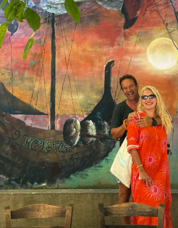 https://www.instagram.com/elenimenegaki/