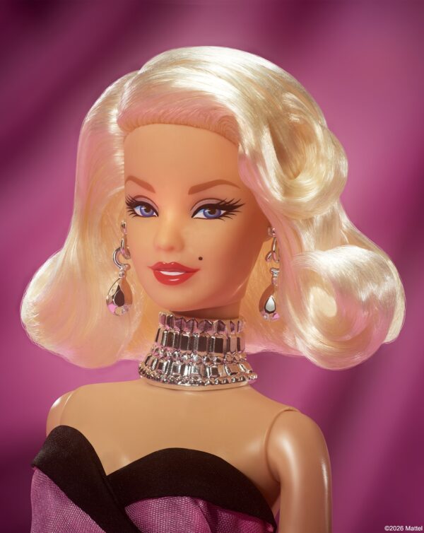 Η Marilyn Monroe γίνεται Barbie και γιορτάζει τα 100 της χρόνια με το πιο iconic look
