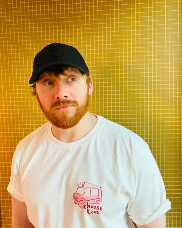 https://www.instagram.com/rupertgrint/?hl=el