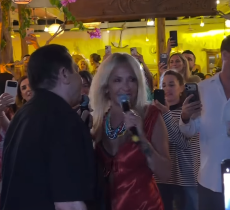 Όταν η Άννα Βίσση χόρεψε ζεϊμπέκικο και ο Λευτέρης Πανταζής έγινε ο «πυροσβέστης»