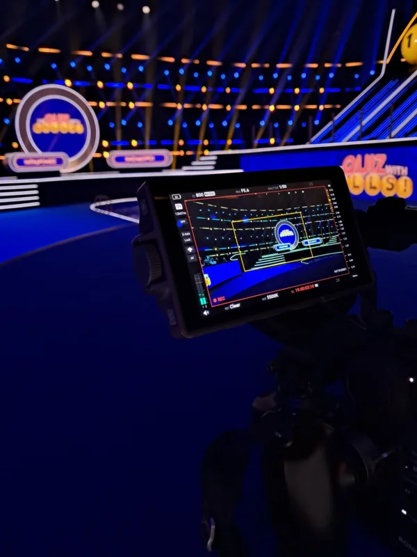 STUDIO_ THE QUIZ WITH BALLS! (3)