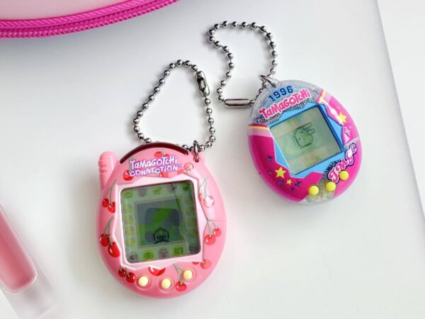 Το Tamagotchi σου επιστρέφει από το παρελθόν και γίνεται δαχτυλίδι!