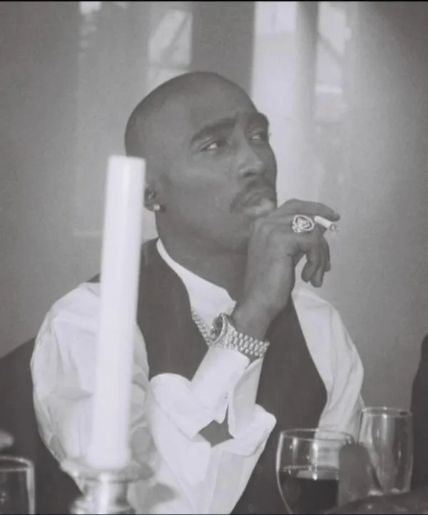 https://www.instagram.com/2pac/