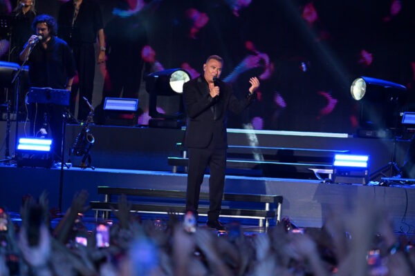 30_xronia_sinaylia_antonis_remos 