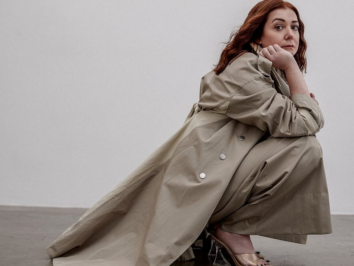 Η Alyson Hannigan ποζάρει με την έφηβη κόρη της και η ομοιότητα είναι σοκαριστική