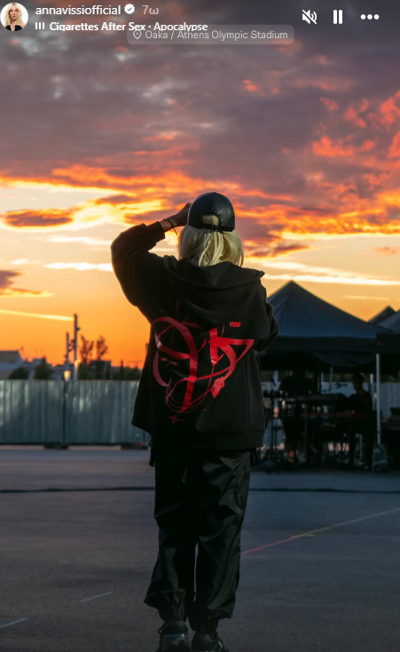 https://www.instagram.com/annavissiofficial/