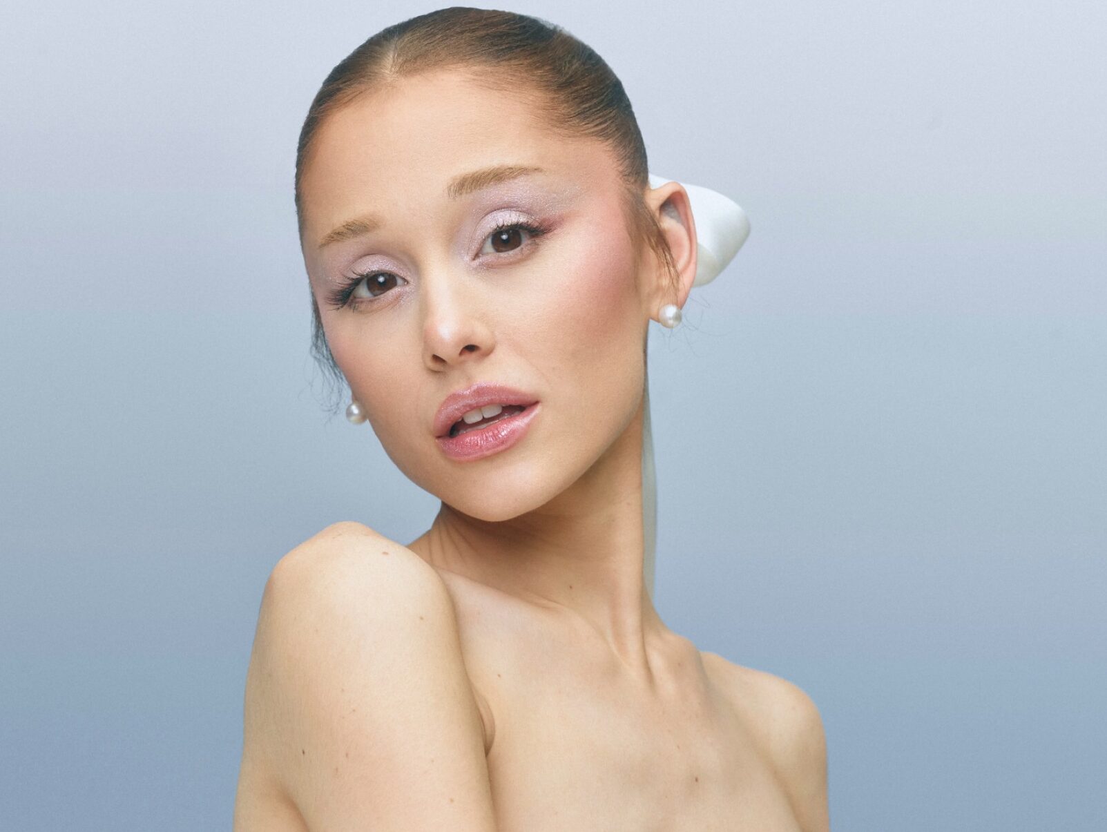 MTV VMAs 2026: Γιατί η Ariana Grande επέλεξε να απέχει από τα φετινά βραβεία