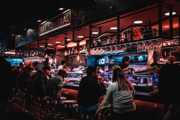 Τα 6 bar στην Αθήνα που θα πίνουμε τα cocktails μας τώρα που γυρίσαμε