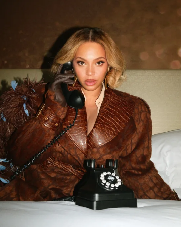 https://www.instagram.com/beyonce/