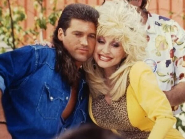 Billy Ray Cyrus: Δες την επιστολή που του είχε στείλει η Dolly Parton