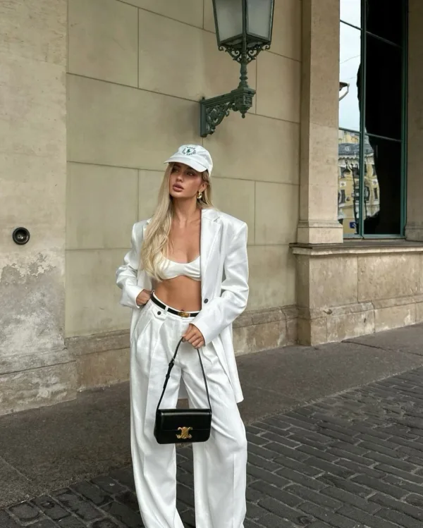 bra_top_outfit