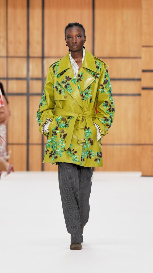 https://www.instagram.com/burberry/