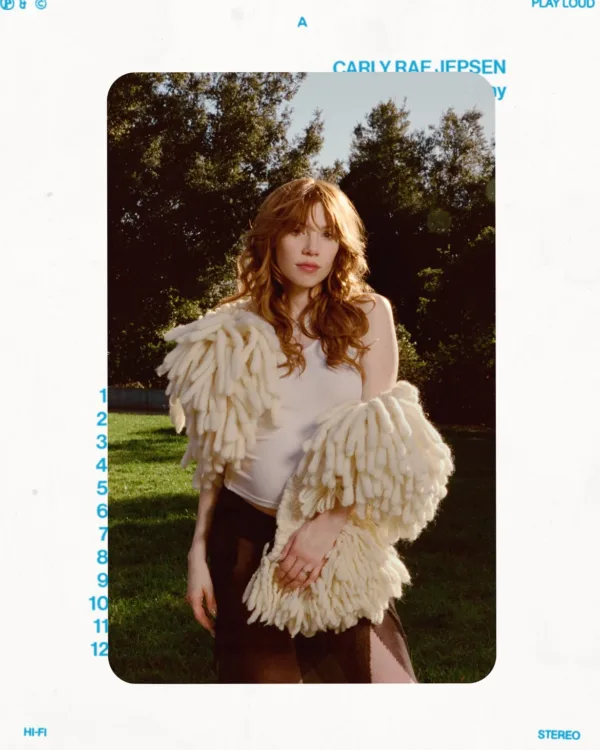 https://www.instagram.com/carlyraejepsen/