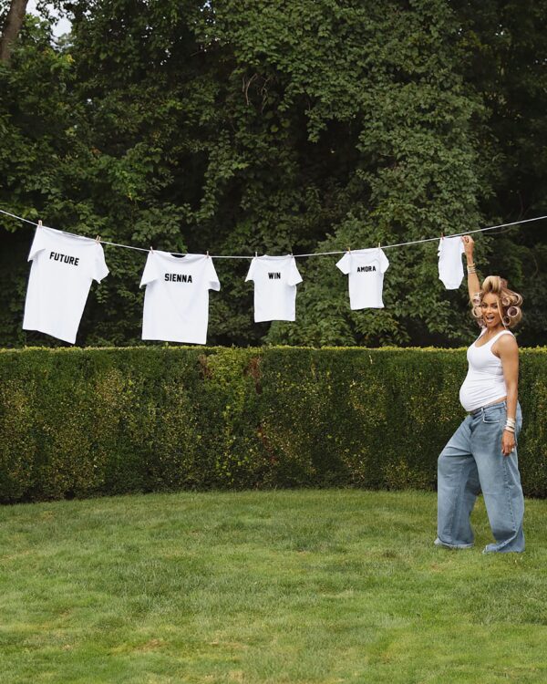 https://www.instagram.com/ciara/