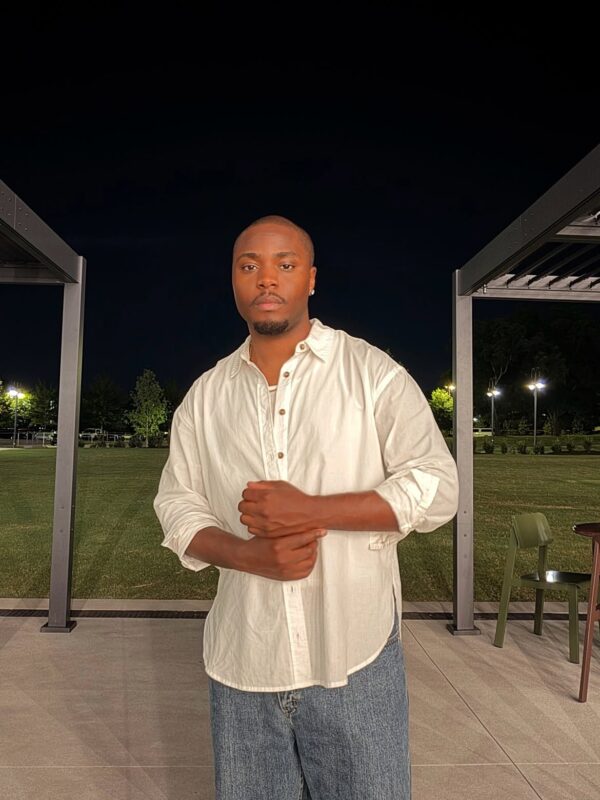 https://www.instagram.com/coreychampagne/