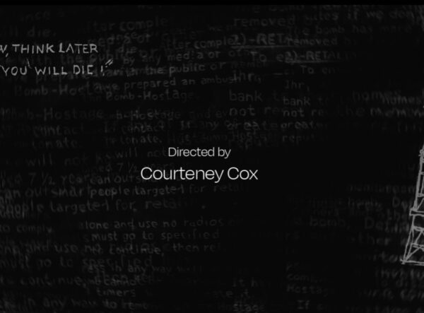 httpswww.instagram.comcourteneycoxofficial/