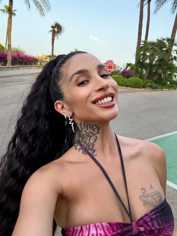 https://www.instagram.com/dat_lilly/