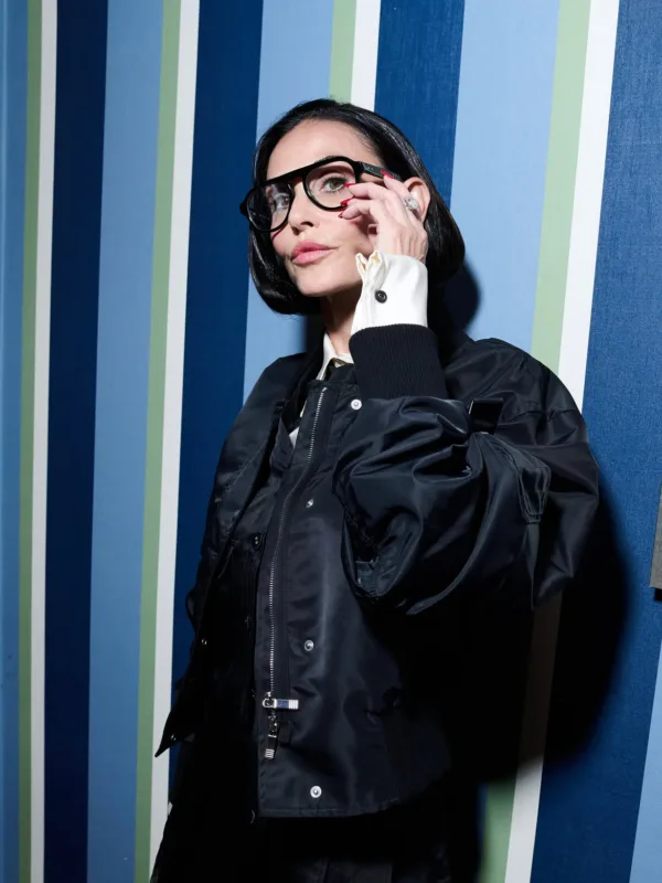 https://www.instagram.com/demimoore/
