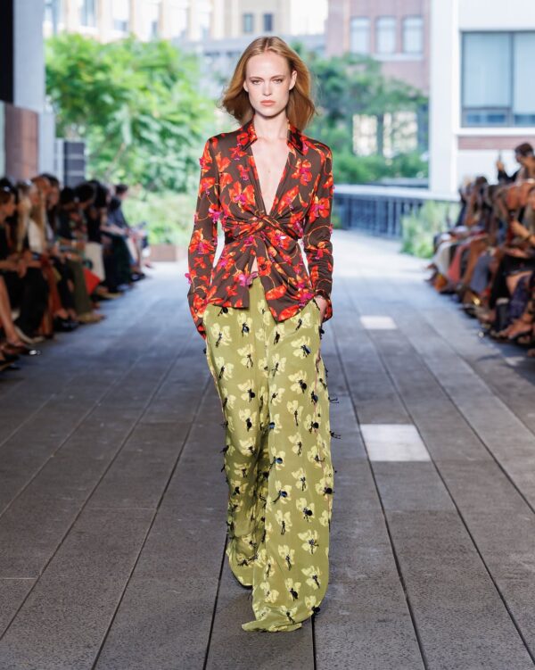 diane_von_fustenberg_floral_print